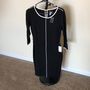Venus dress small black and white